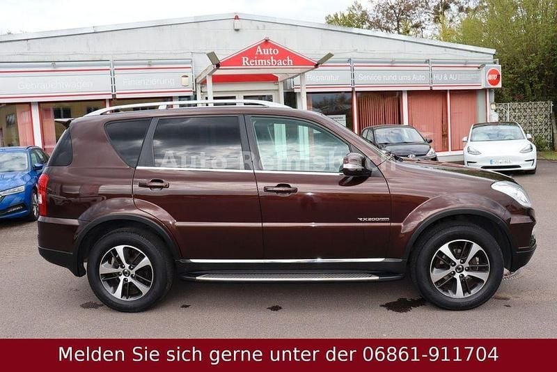 Usata SsangYong Rexton 155 CV (114 kW) 2013 Marrone SUV