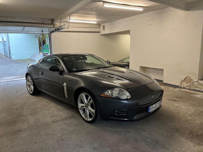 Gebraucht Jaguar XKR 416 PS (305 kW) 2007 Grau Coupé