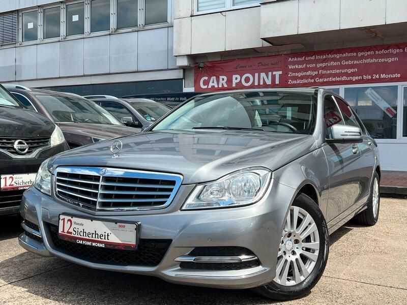 Silber Gebraucht 2011 Mercedes C200 Limousine | 14.990 € (Etwas zu teuer) - Bild 1/3