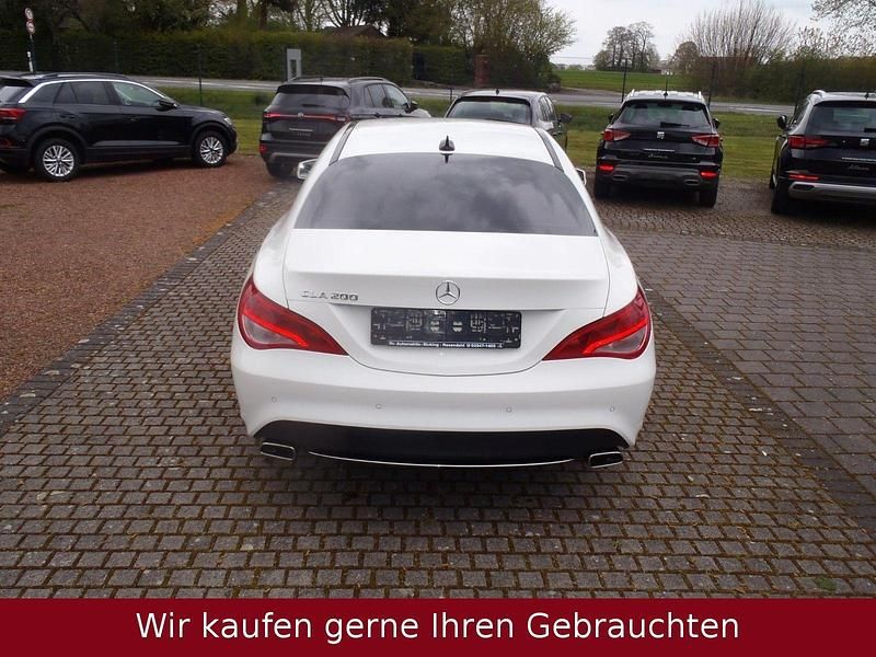 Gebraucht Mercedes CLA200 156 PS (114 kW) 2016 Weiß Limousine