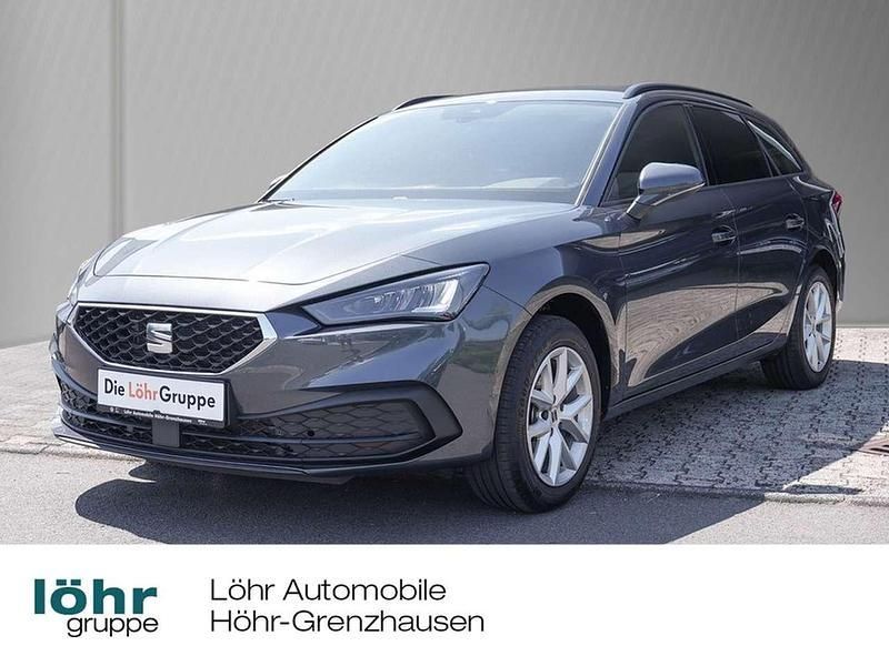 Grau Gebraucht 2024 Seat Leon ST Style Kombi | 20.980 € (Superpreis) - Bild 1/4
