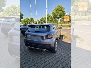Neu Jeep Avenger EV Longitude 114 kW (156 PS) 2026 Grau (granitegrey met.) SUV