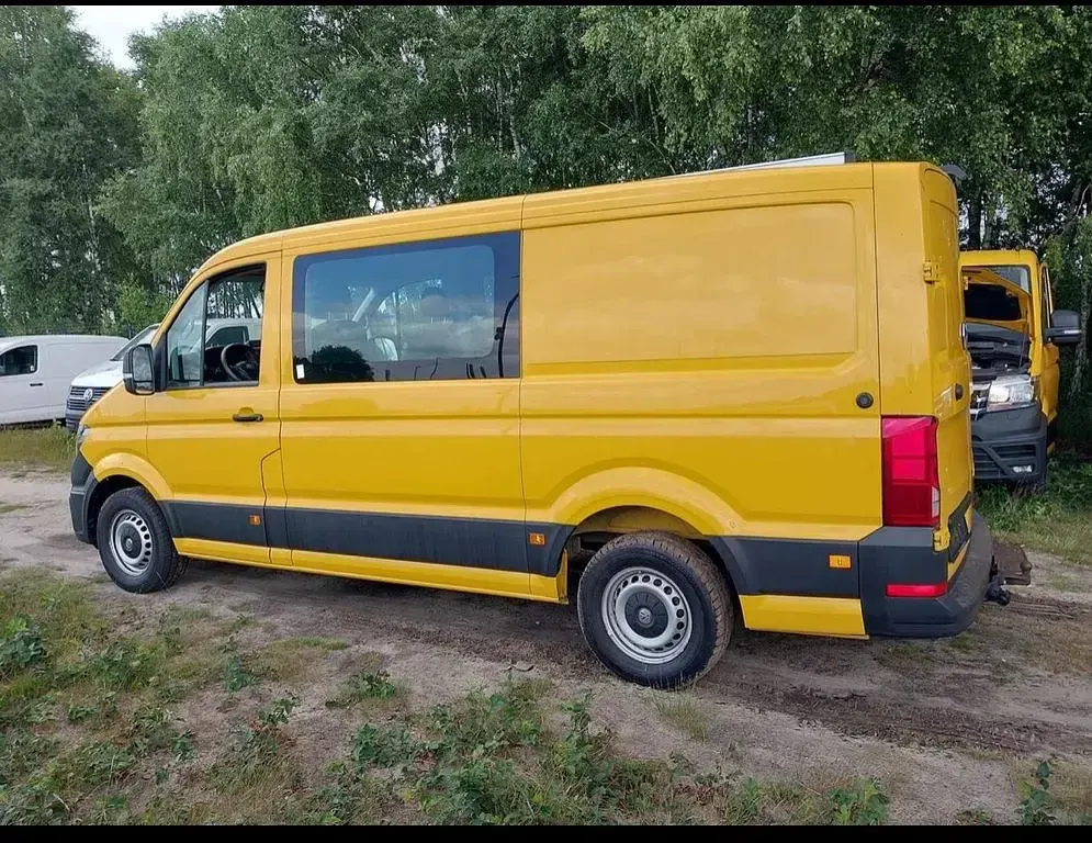 Gebraucht VW Crafter Trendline 177 PS (130 kW) 2020 Gelb Van