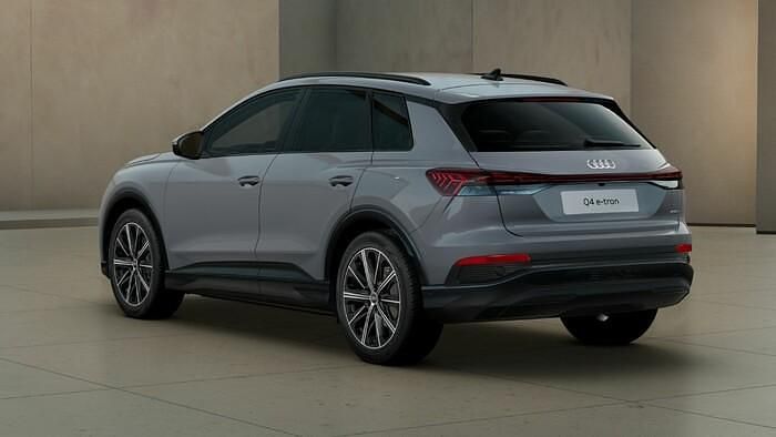 Gebraucht Audi Q4 e-tron Ambiente 250 kW (340 PS) 2025 Kieselgrau SUV