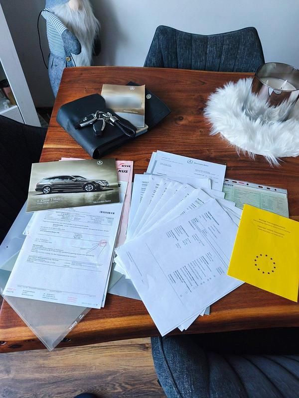 Gebraucht Mercedes E200 136 PS (100 kW) 2010 Grau Kombi