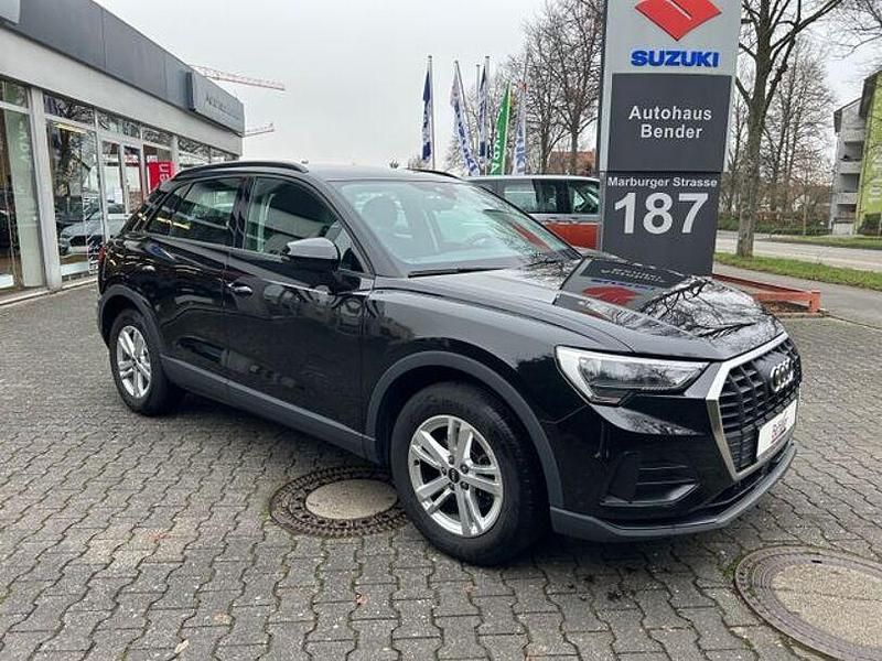 Gebraucht Audi Q3 Basis 150 PS (110 kW) 2022 Schwarz SUV