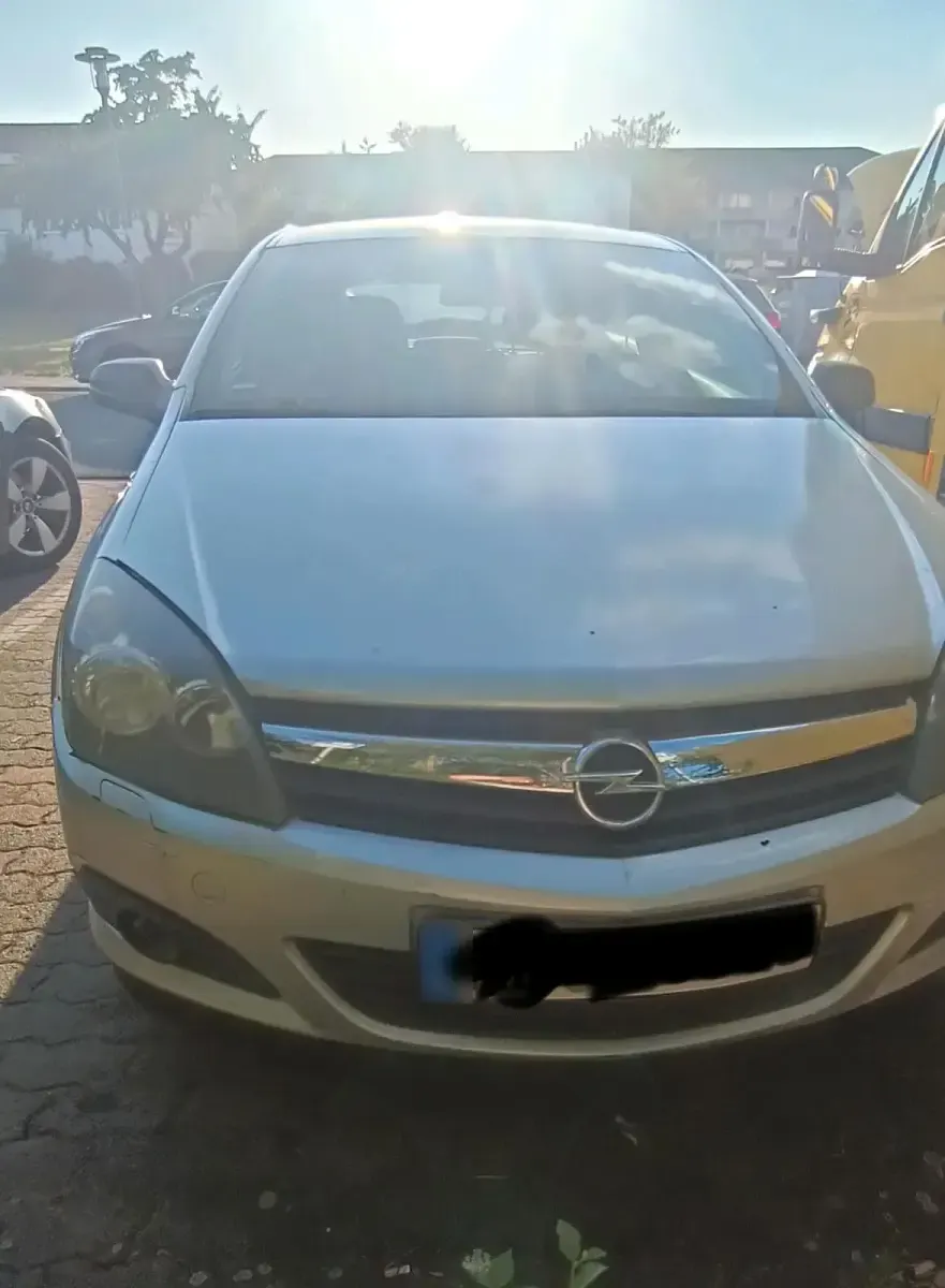 Gebraucht Opel Astra GTC 105 PS (77 kW) 2006 Grau Coupé