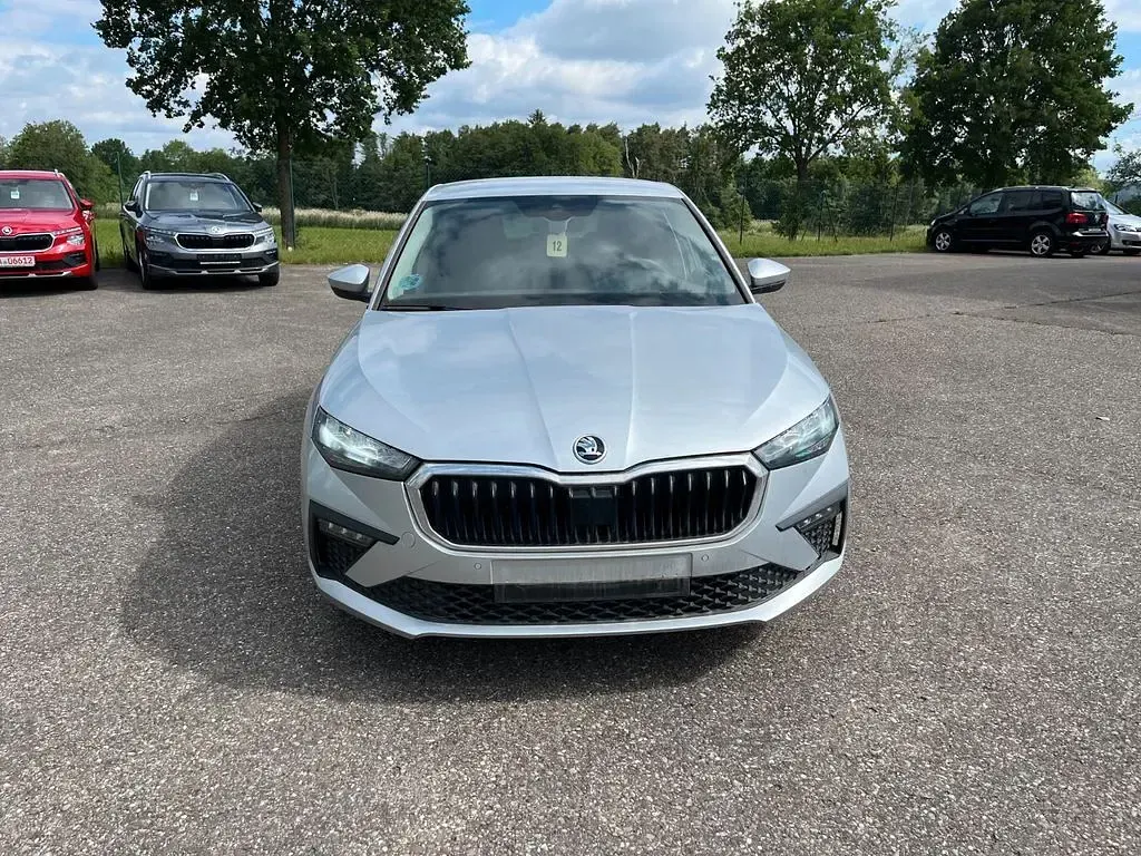 Gebraucht Skoda Scala Selection 116 PS (85 kW) 2025 Silber Kleinwagen