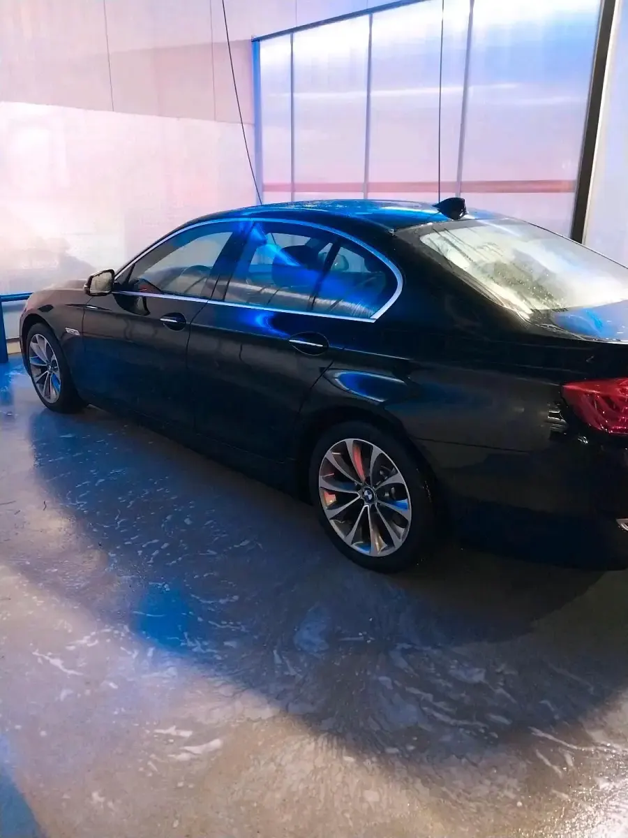 Gebraucht BMW 520 184 PS (135 kW) 2013 Schwarz Limousine