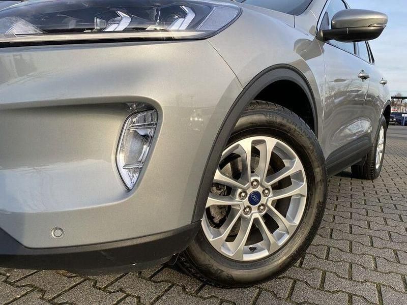Gebraucht Ford Kuga Titanium 150 PS (110 kW) 2021 Grau SUV