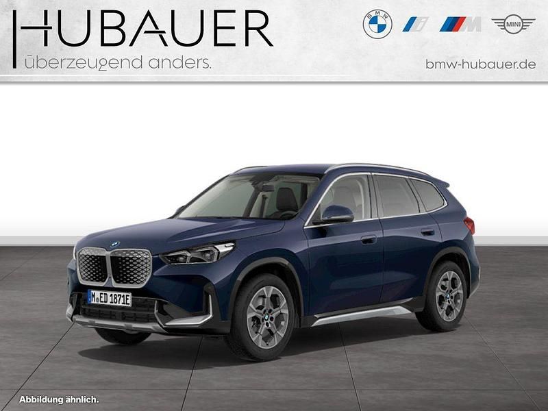 Blau Neu 2025 BMW iX1 xLine SUV | 49.456 € (Fairer Preis) - Bild 1/4