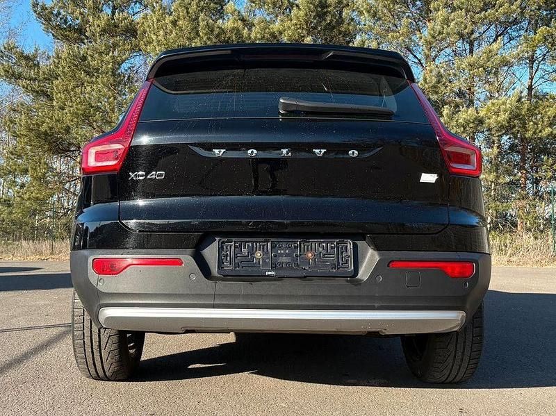 Gebraucht Volvo XC40 Plus 129 PS (94 kW) 2023 Schwarz SUV