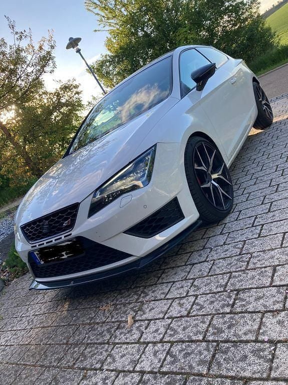 Weiß Gebraucht 2016 Cupra Leon Limousine | 16.500 € (Guter Preis) - Bild 1/4
