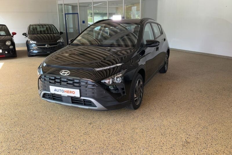 Schwarz Gebraucht 2024 Hyundai Bayon Trend SUV | 19.390 € (Guter Preis) - Bild 1/4