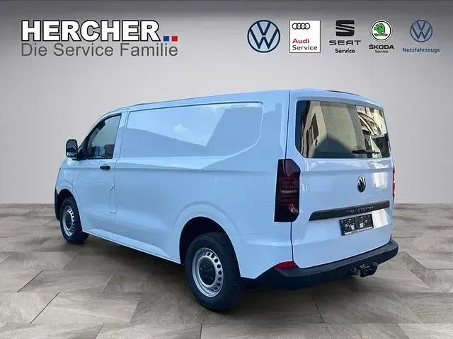 Gebraucht VW T7 110 PS (80 kW) 2025 Weiß Van