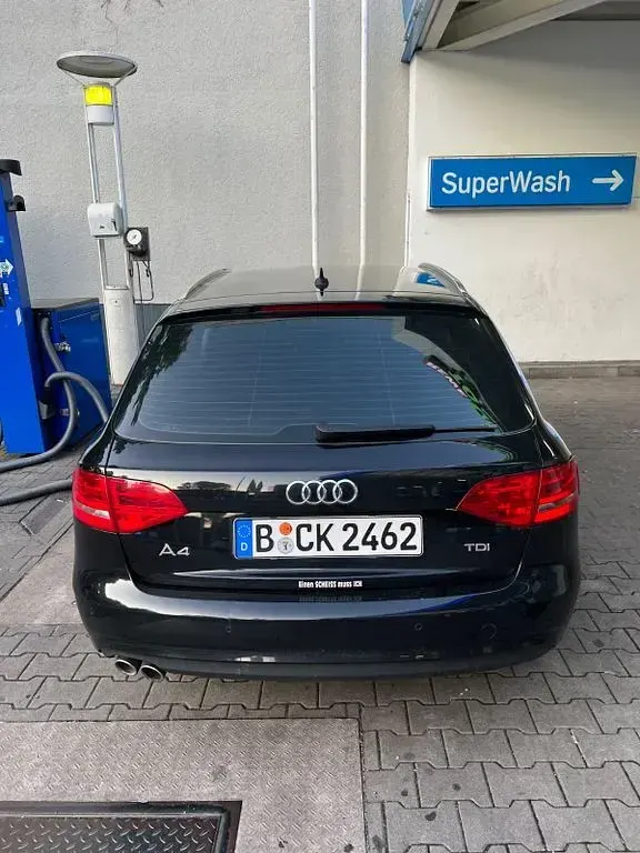 Gebraucht Audi A4 150 PS (110 kW) 2014 Schwarz Kombi
