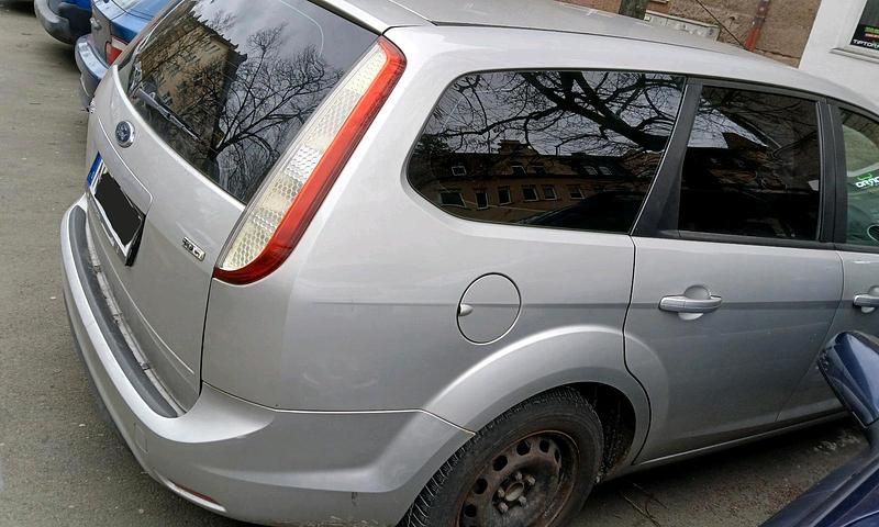 Gebraucht Ford Focus 109 PS (80 kW) 2008 Silber Kombi