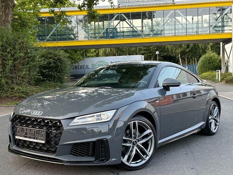 Grau Gebraucht 2020 Audi TT S-Line Coupé | 28.900 € (Superpreis) - Bild 1/4