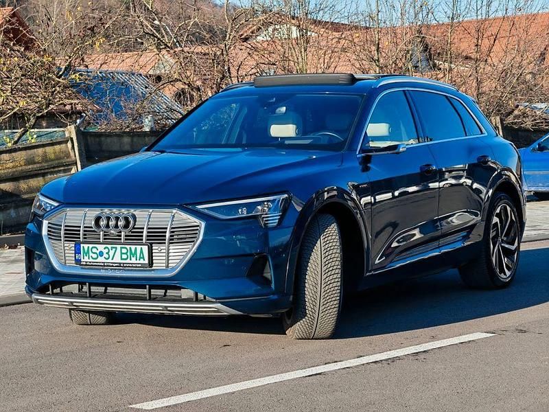 Gebraucht Audi e-tron Advanced 300 kW (408 PS) 2021 Blau SUV