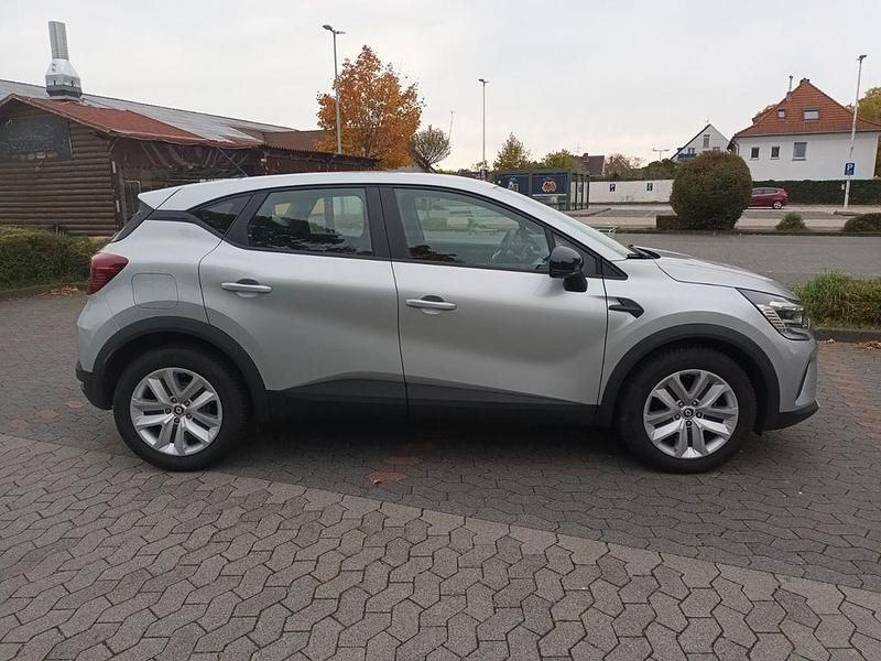 Gebraucht Renault Captur Equilibre 91 PS (66 kW) 2023 Grau SUV