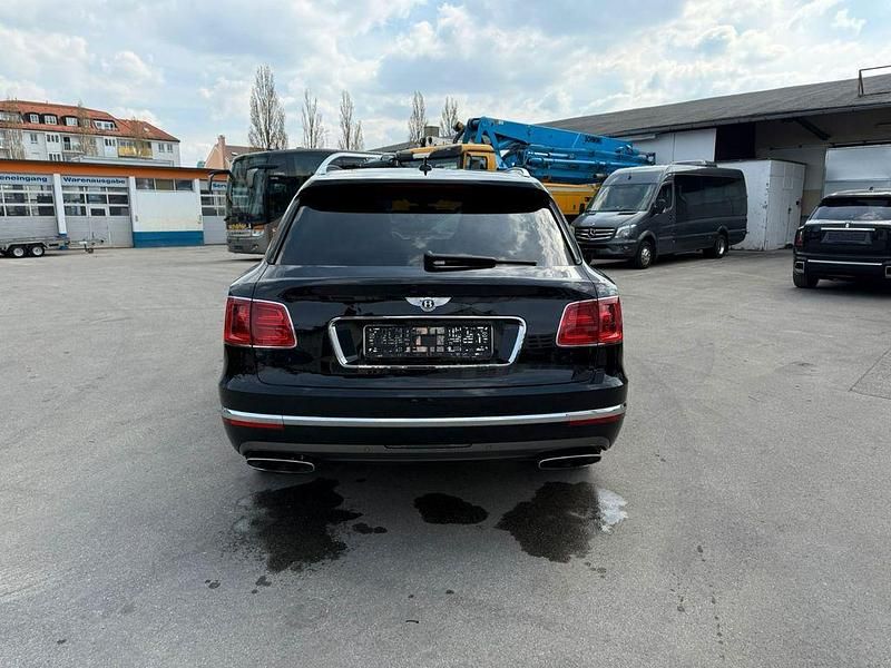 Gebraucht Bentley Bentayga 608 PS (447 kW) 2017 Schwarz SUV
