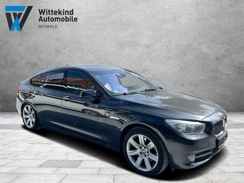 Grau Gebraucht 2012 BMW 530 Gran Turismo Shadowline Limousine | 7.999 € (Superpreis) - Bild 1/4