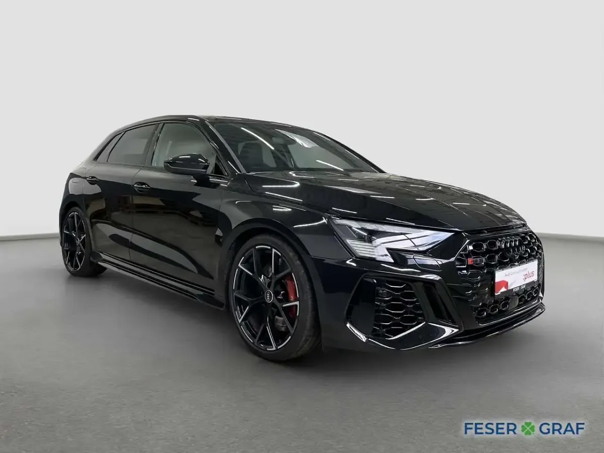 Gebraucht Audi RS3 Sport 400 PS (294 kW) 2023 Schwarz Limousine