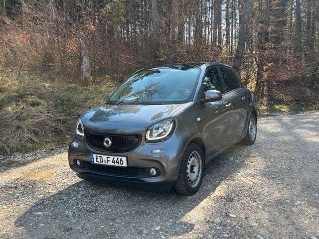 Gebraucht Smart ForFour 90 PS (66 kW) 2017 Grau Kleinwagen