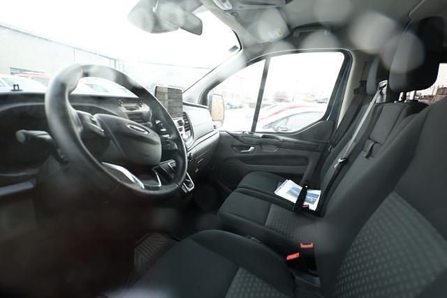 Gebraucht Ford Transit Custom Trend 170 PS (125 kW) 2019 Chromablau metallic chromablau metallic Van