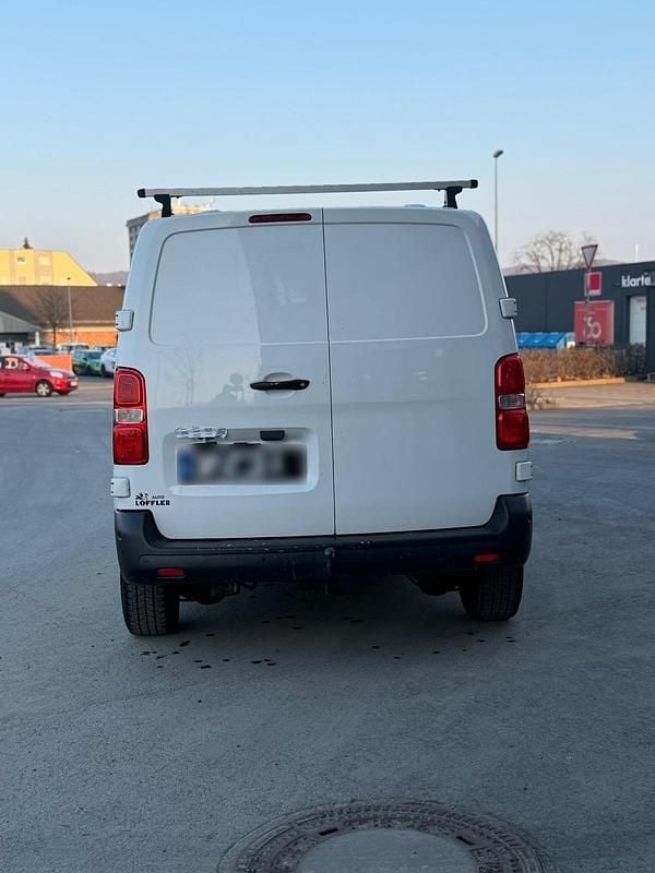 Gebraucht Peugeot Expert 122 PS (89 kW) 2018 Weiß Van