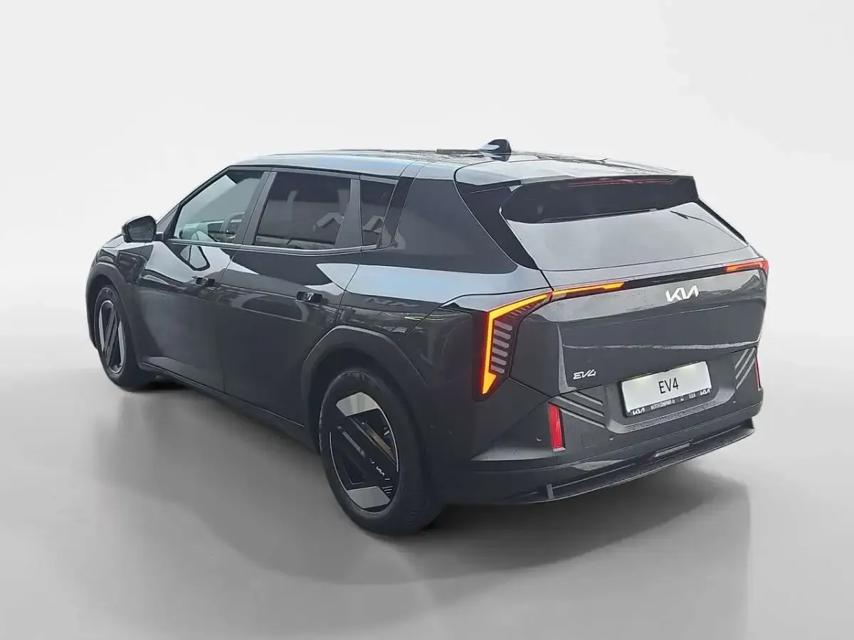 Neu Kia EV4 Earth 150 kW (204 PS) 2026 Metallic Limousine