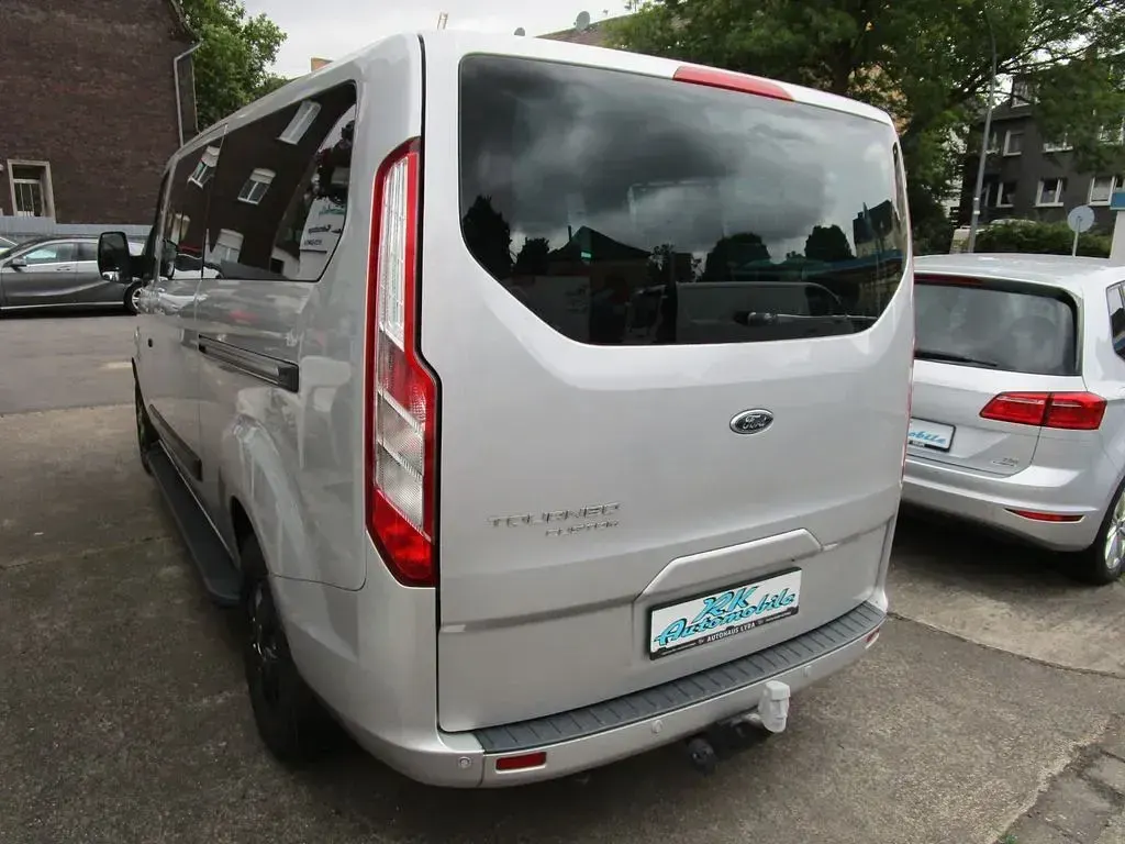 Gebraucht Ford Transit 170 PS (125 kW) 2016 Silber Van