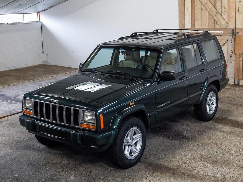 Gebraucht Jeep Cherokee 184 PS (135 kW) 2000 Grün SUV