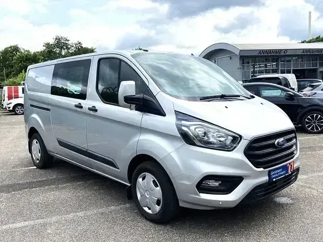 Gebraucht Ford Transit Custom Trend 131 PS (96 kW) 2020 Moondust silver (metallic) Pickup