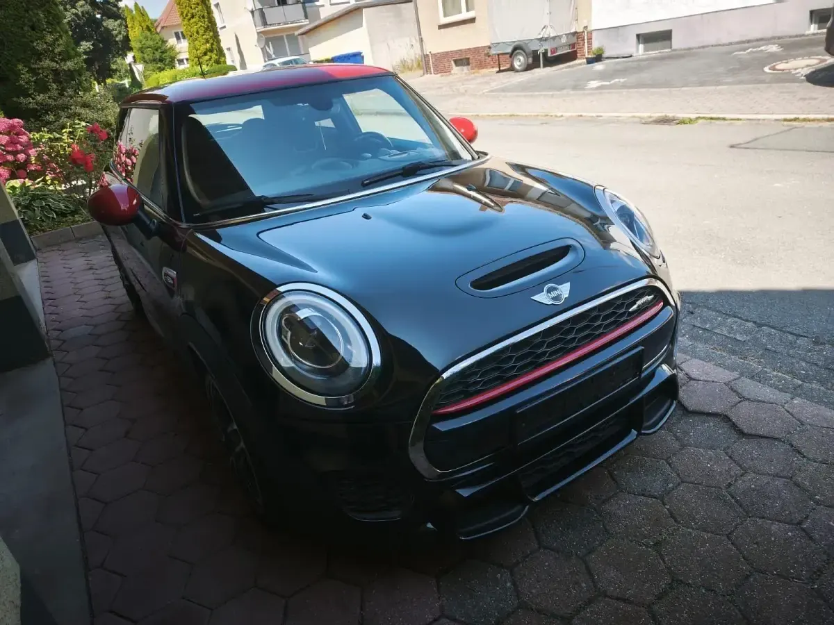 Gebraucht Mini John Cooper Works 231 PS (169 kW) 2016 Schwarz Kleinwagen
