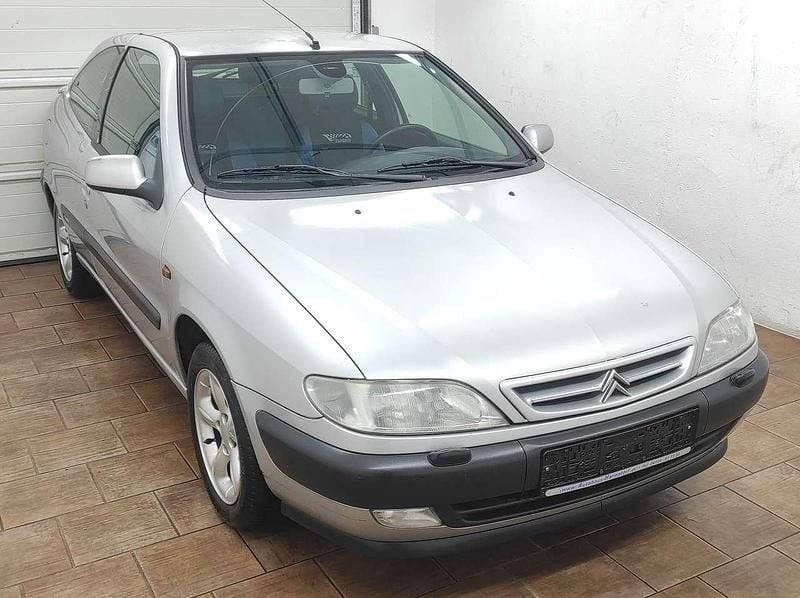 Gebraucht Citroën Xsara 110 PS (80 kW) 1998 Silber Limousine