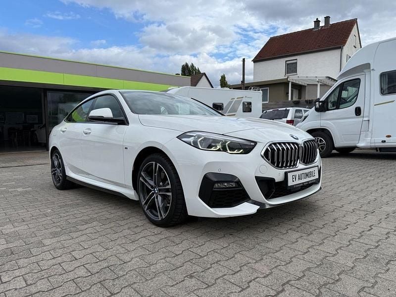 Weiß Gebraucht 2020 BMW 218 M Sport Coupé | 18.900 € (Fairer Preis) - Bild 1/4