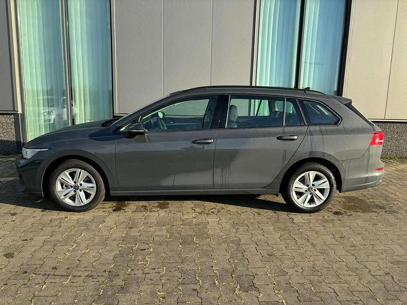 Gebraucht VW Golf VIII Pro 150 PS (110 kW) 2024 Wählbar Limousine