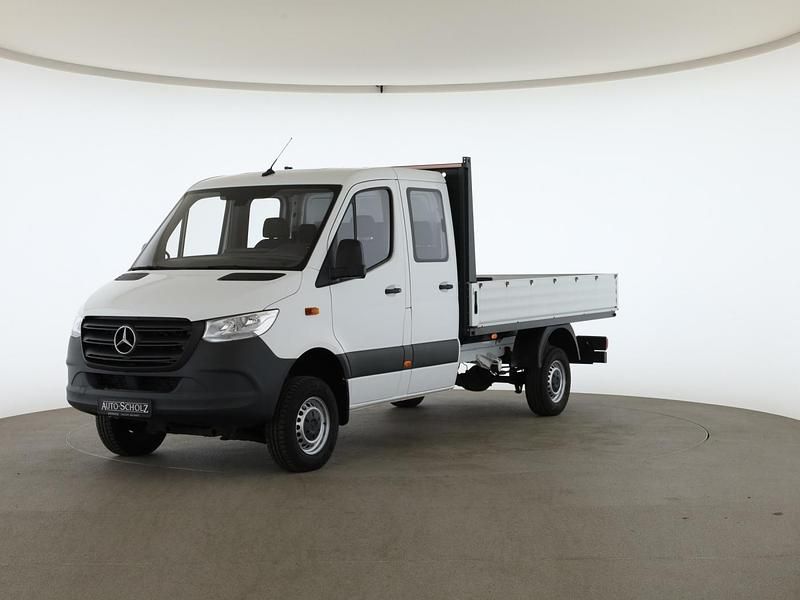 Używany Mercedes Sprinter 163 KM (119 kW) 2021 Biały Van