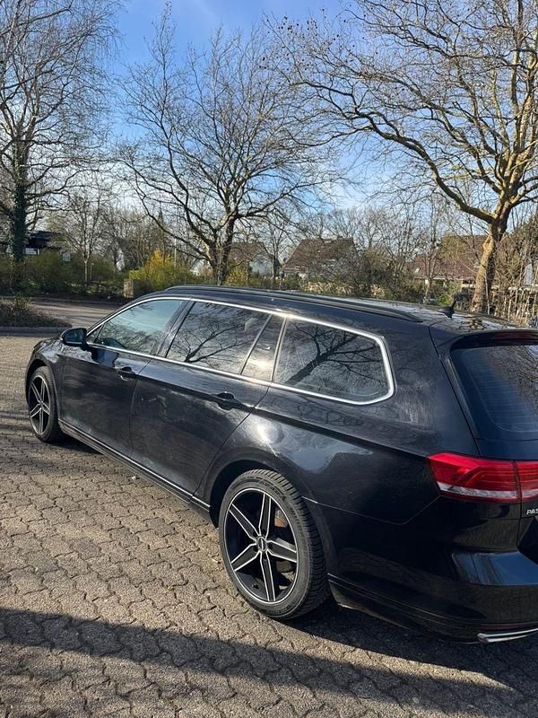 Gebraucht VW Passat 150 PS (110 kW) 2016 Schwarz Kombi