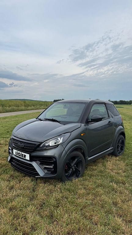 Grau Gebraucht 2023 Ligier JS50 Kleinwagen | 14.500 € (Fairer Preis) - Bild 1/4