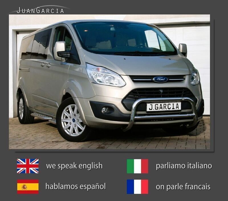 Grau Gebraucht 2017 Ford Tourneo Custom Titanium Van / Kleinbus | 30.990 € (Superpreis) - Bild 1/4