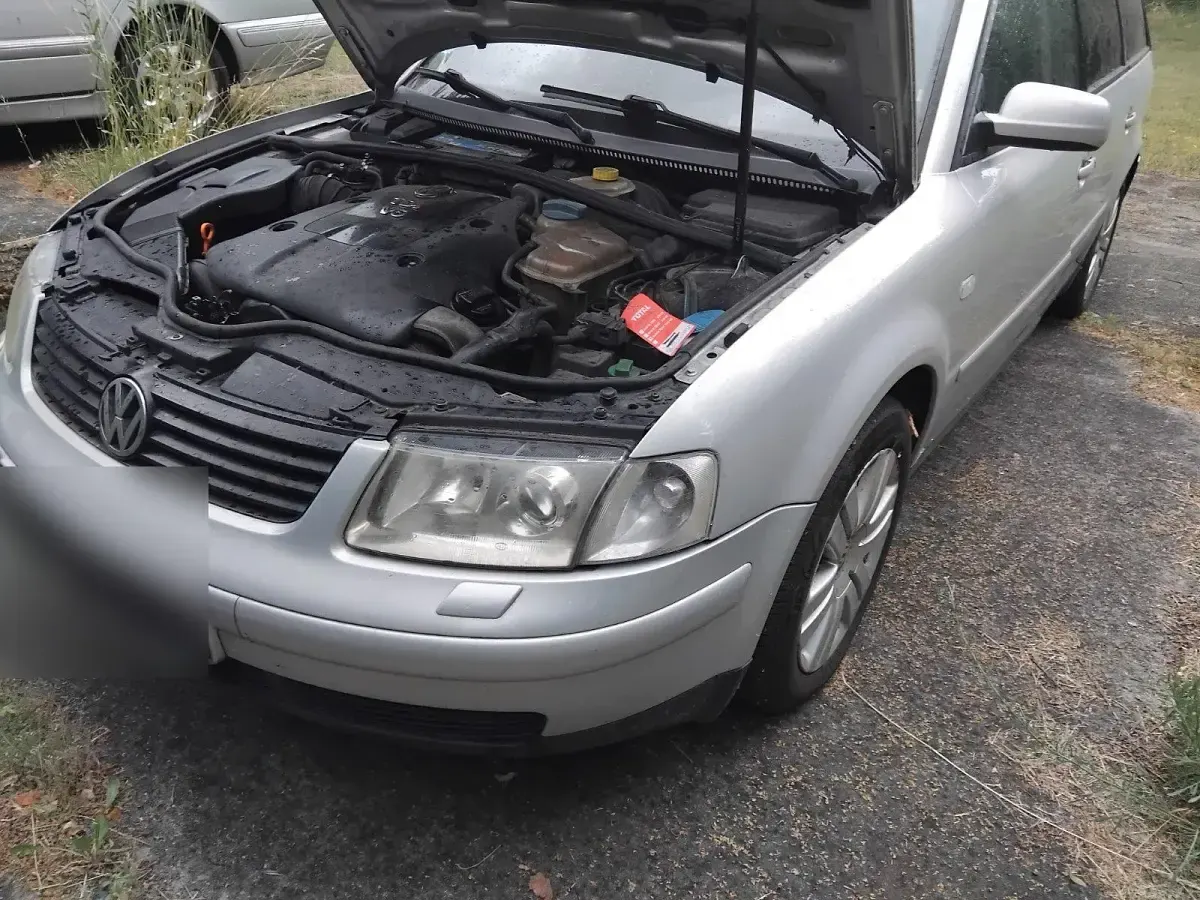 Gebraucht VW Passat 150 PS (110 kW) 2000 Silber Kombi