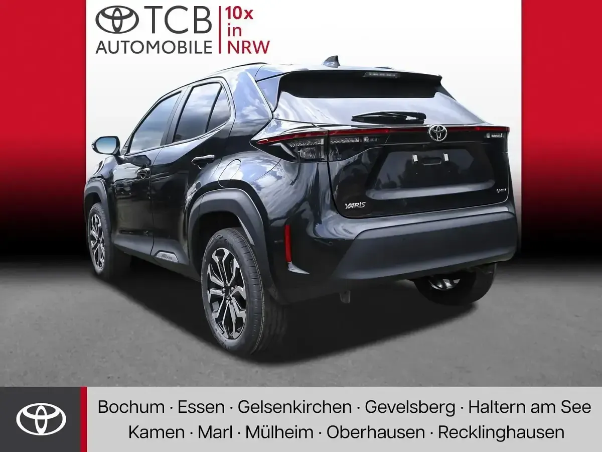 Neu Toyota Yaris Cross 131 PS (96 kW) 2026 Mysticschwarz SUV