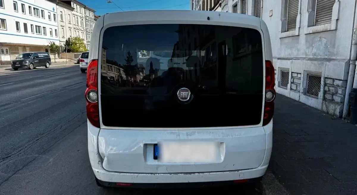 Gebraucht Fiat Doblò 95 PS (69 kW) 2011 Weiß Van / Kleinbus