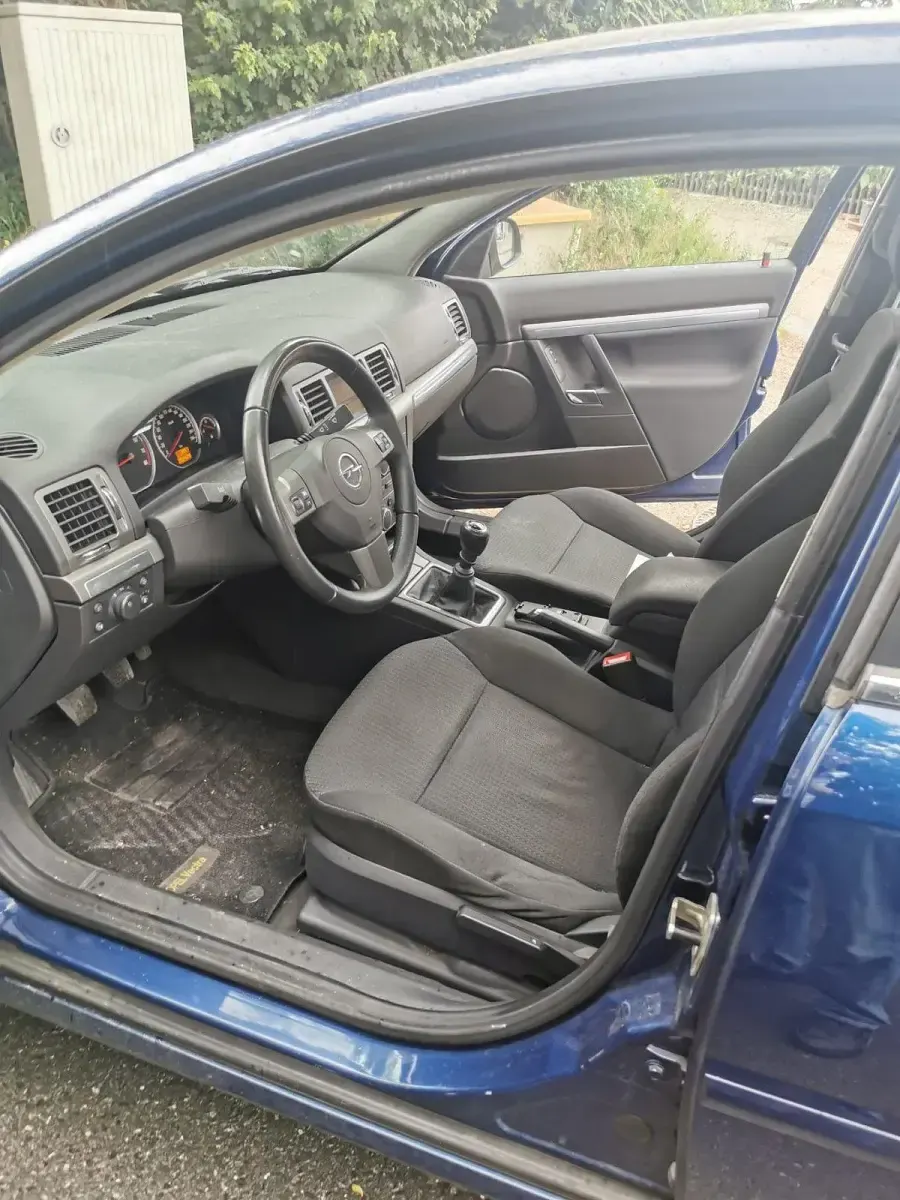 Gebraucht Opel Vectra 105 PS (77 kW) 2006 Blau Limousine