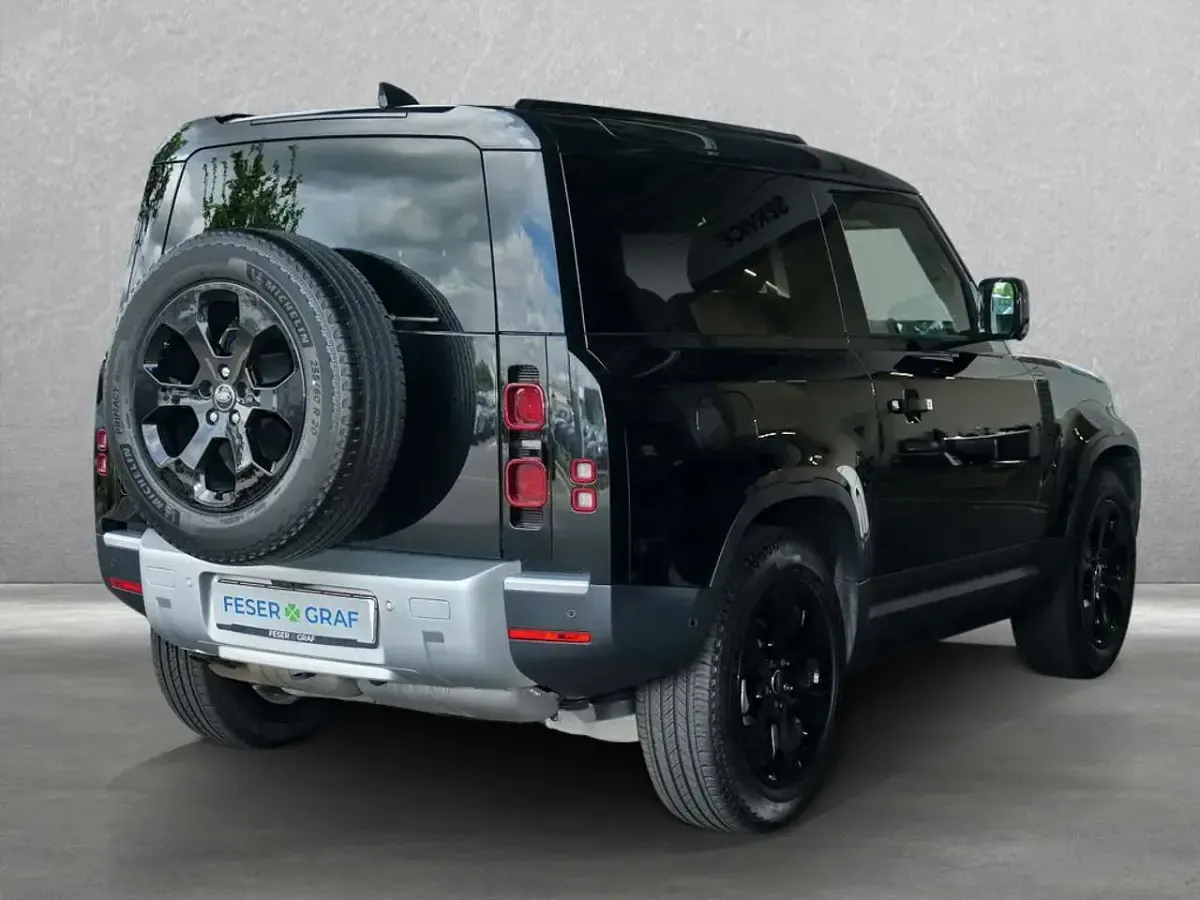 Gebraucht Land Rover Defender S 200 PS (147 kW) 2025 Santorini black SUV
