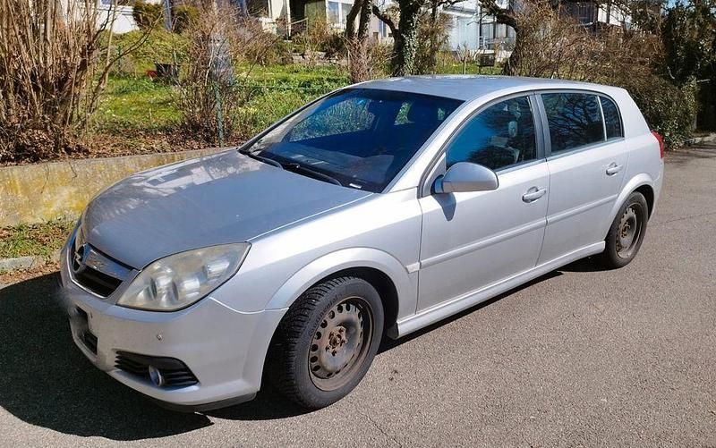 Gebraucht Opel Signum 140 PS (102 kW) 2008 Silber Kleinwagen