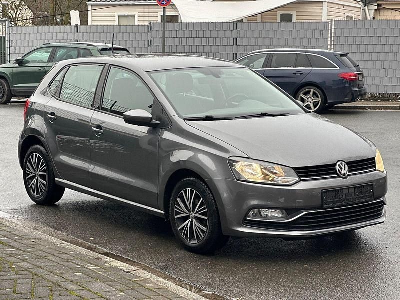 Gebraucht VW Polo Allstar 90 PS (66 kW) 2016 Grau Kleinwagen