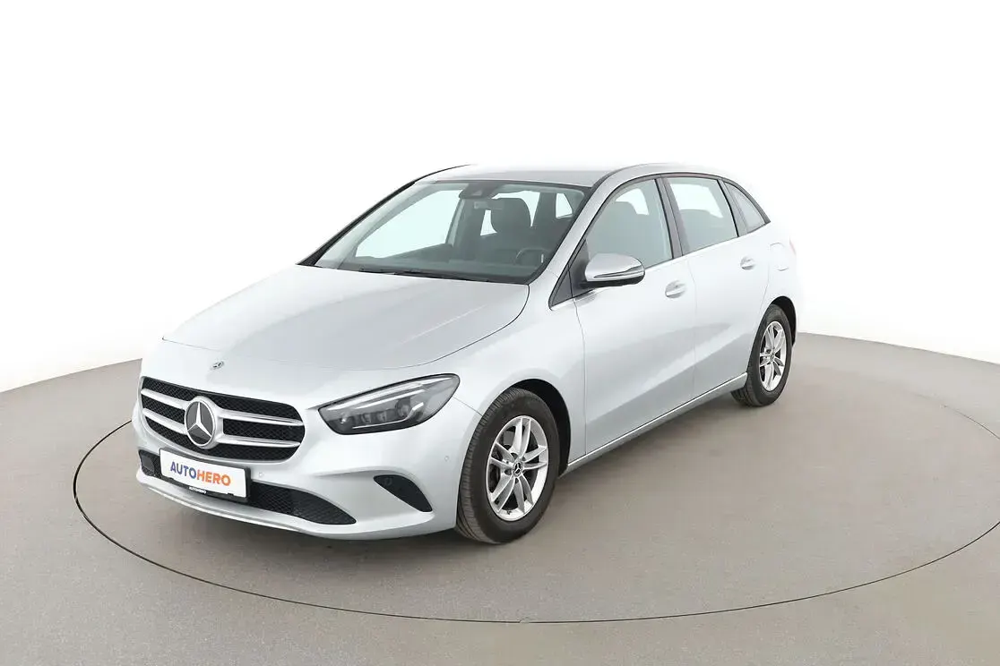 Gebraucht Mercedes B180 Style 136 PS (100 kW) 2019 Van / Kleinbus